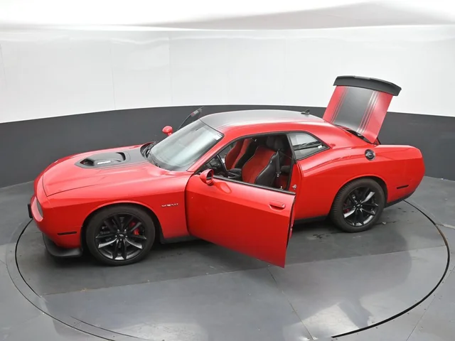 SEMINUEVOS DODGE Challenger a Estados en autogozo