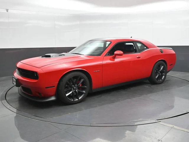 SEMINUEVOS DODGE Challenger a Estados en autogozo