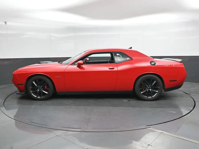 SEMINUEVOS DODGE Challenger a Estados en autogozo
