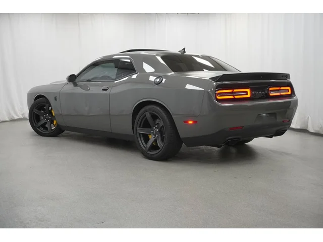 SEMINUEVOS DODGE Challenger a Estados en autogozo