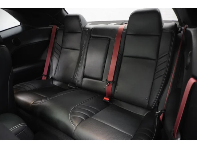 SEMINUEVOS DODGE Challenger a Estados en autogozo
