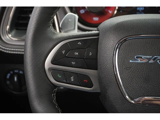 SEMINUEVOS DODGE Challenger a Estados en autogozo