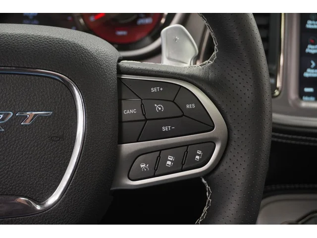 SEMINUEVOS DODGE Challenger a Estados en autogozo