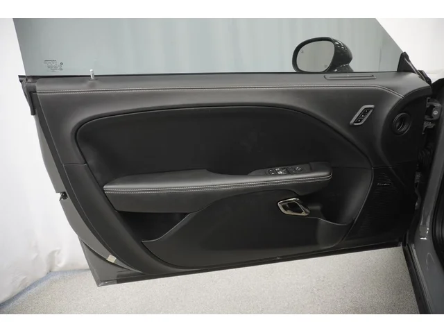 SEMINUEVOS DODGE Challenger a Estados en autogozo