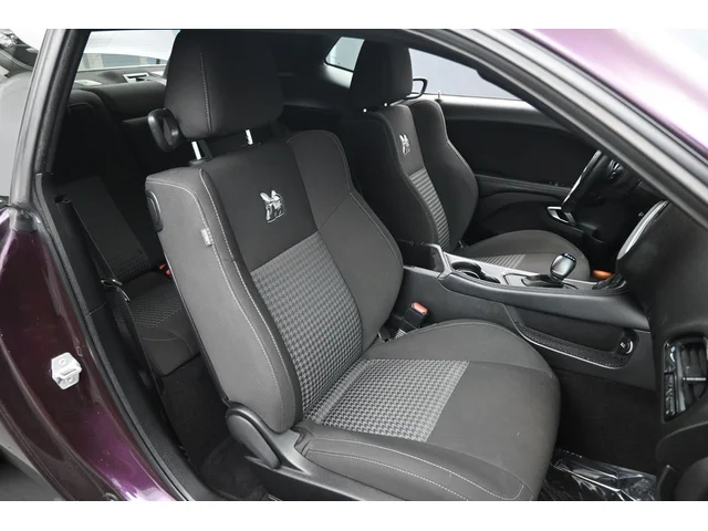 SEMINUEVOS DODGE Challenger a Estados en autogozo