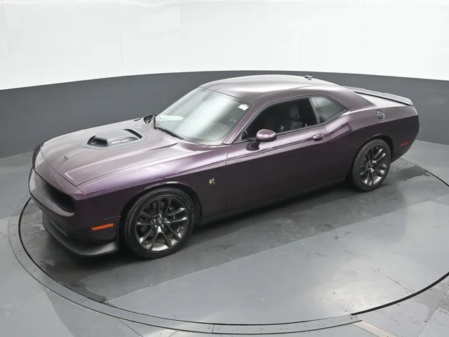 SEMINUEVOS DODGE Challenger a Estados en autogozo