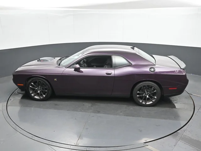 SEMINUEVOS DODGE Challenger a Estados en autogozo