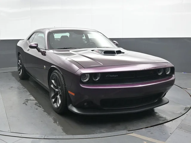 SEMINUEVOS DODGE Challenger a Estados en autogozo