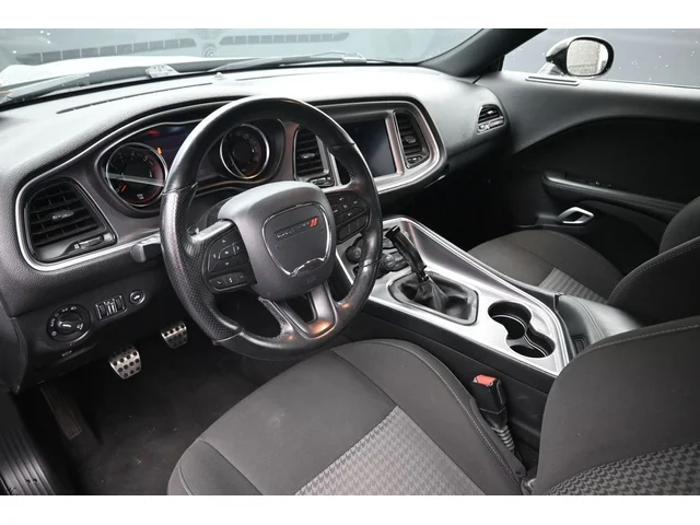 SEMINUEVOS DODGE Challenger a Estados en autogozo