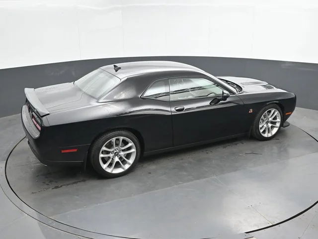 SEMINUEVOS DODGE Challenger a Estados en autogozo