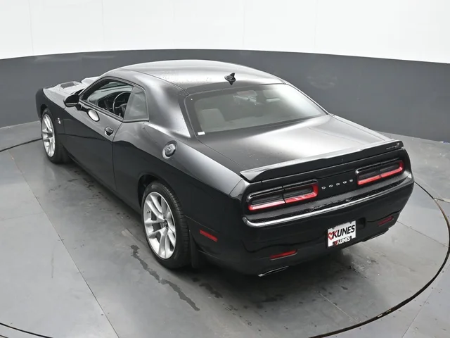 SEMINUEVOS DODGE Challenger a Estados en autogozo