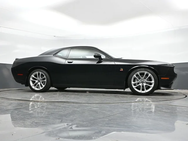 SEMINUEVOS DODGE Challenger a Estados en autogozo