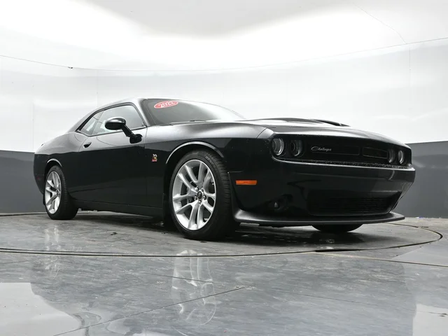 SEMINUEVOS DODGE Challenger a Estados en autogozo