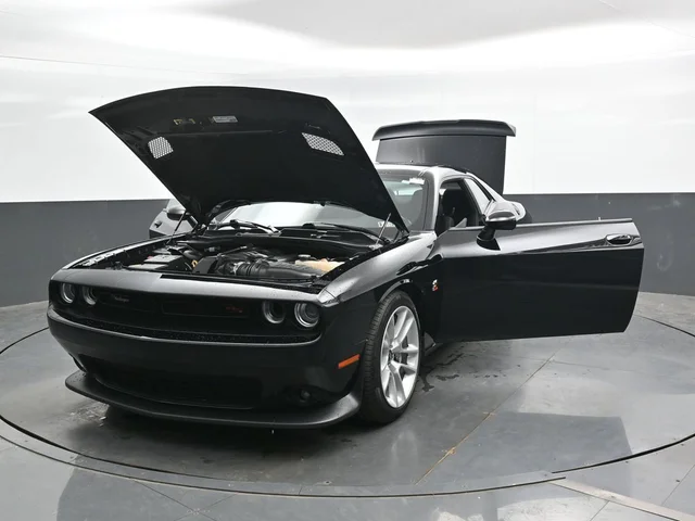 SEMINUEVOS DODGE Challenger a Estados en autogozo