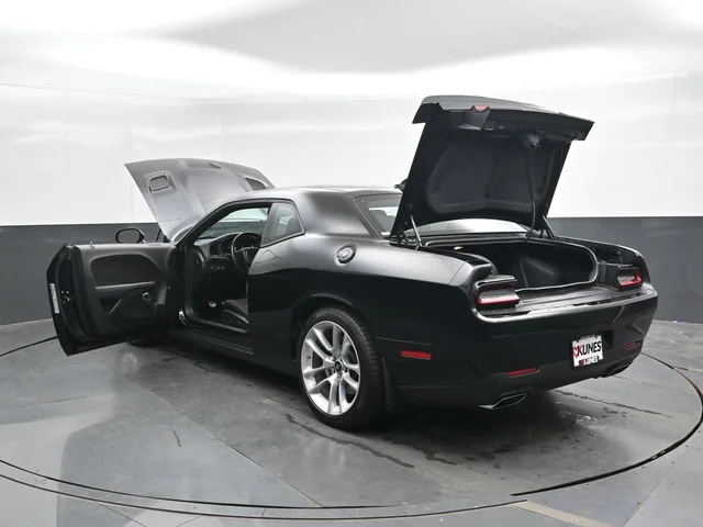 SEMINUEVOS DODGE Challenger a Estados en autogozo