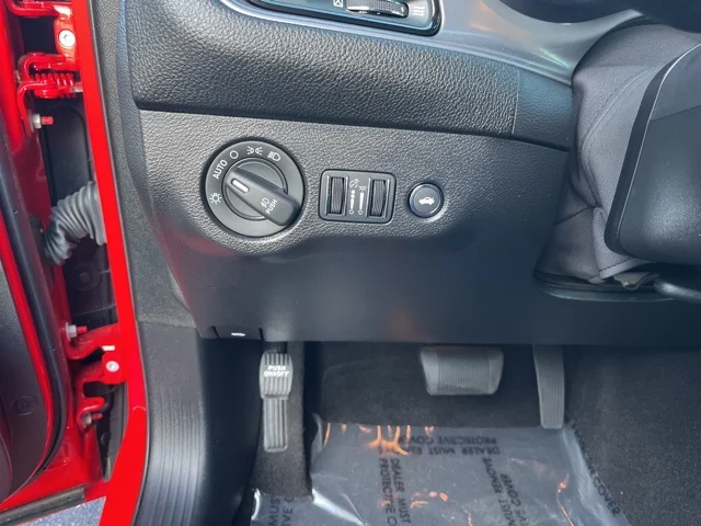 SEMINUEVOS DODGE Challenger a Estados en autogozo