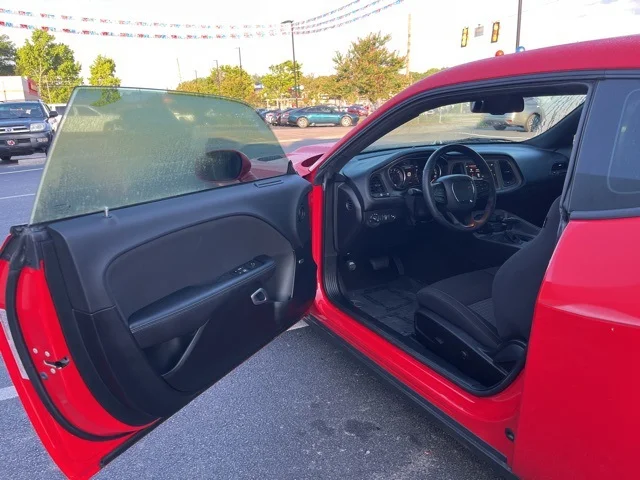 SEMINUEVOS DODGE Challenger a Estados en autogozo
