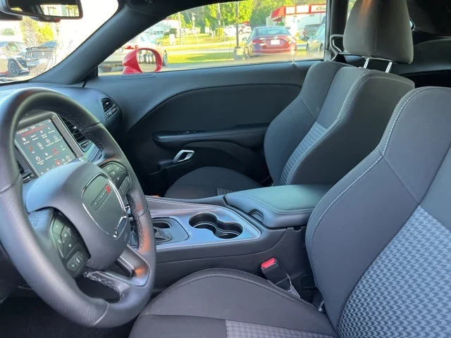 SEMINUEVOS DODGE Challenger a Estados en autogozo