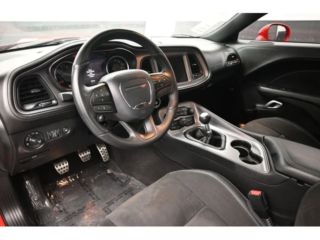 SEMINUEVOS DODGE Challenger a Estados en autogozo
