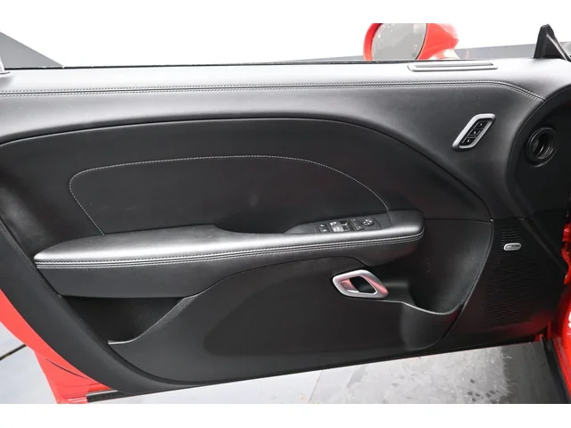 SEMINUEVOS DODGE Challenger a Estados en autogozo