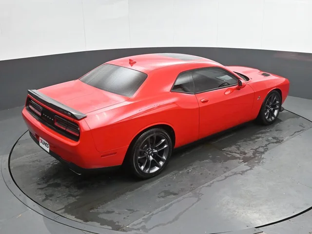 SEMINUEVOS DODGE Challenger a Estados en autogozo