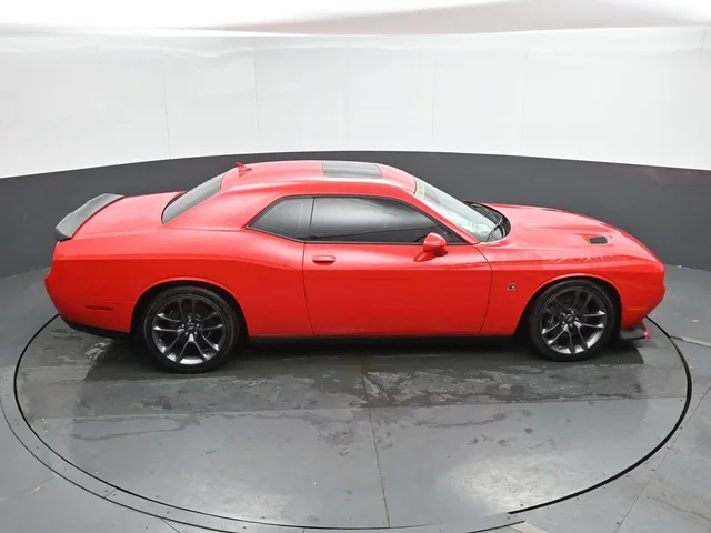SEMINUEVOS DODGE Challenger a Estados en autogozo