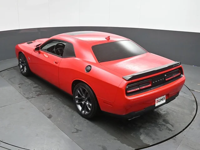 SEMINUEVOS DODGE Challenger a Estados en autogozo