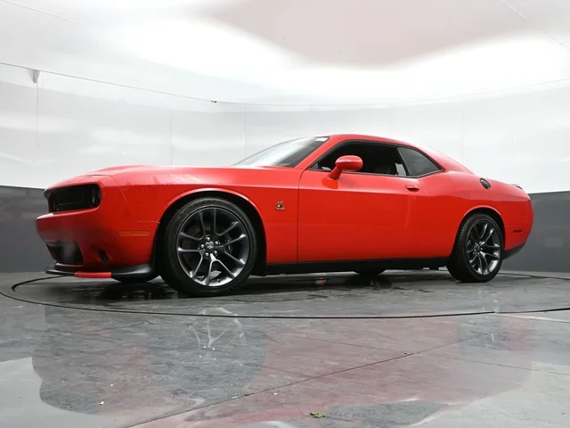 SEMINUEVOS DODGE Challenger a Estados en autogozo