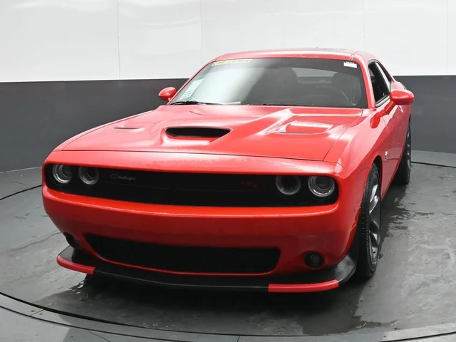 SEMINUEVOS DODGE Challenger a Estados en autogozo