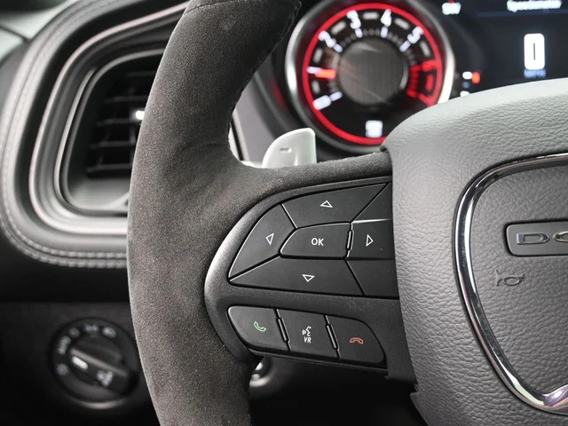 SEMINUEVOS DODGE Challenger a Estados en autogozo
