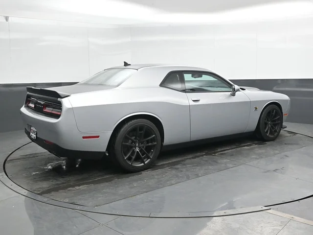 SEMINUEVOS DODGE Challenger a Estados en autogozo