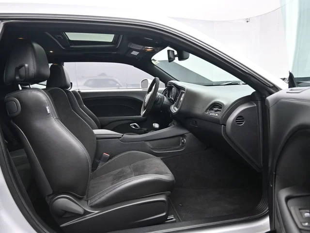 SEMINUEVOS DODGE Challenger a Estados en autogozo