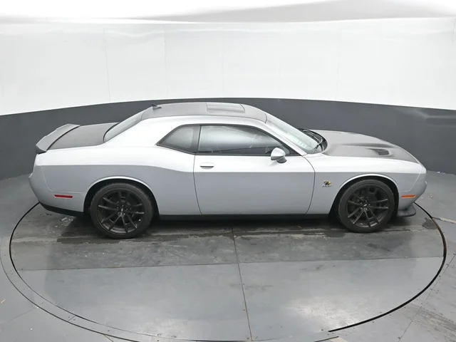 SEMINUEVOS DODGE Challenger a Estados en autogozo