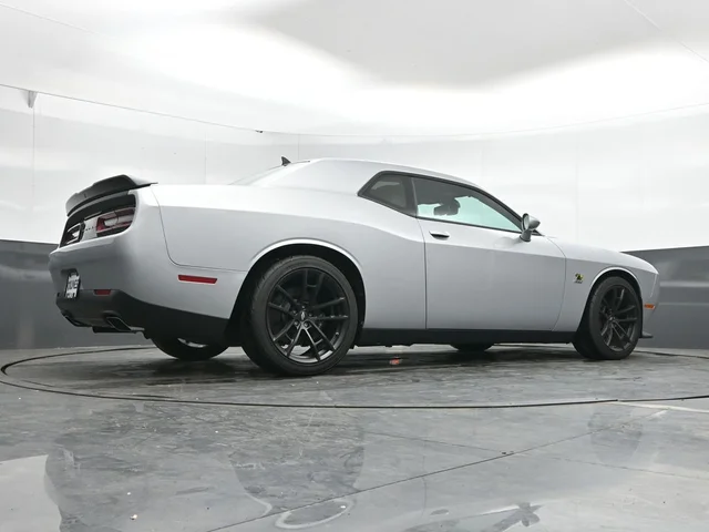 SEMINUEVOS DODGE Challenger a Estados en autogozo