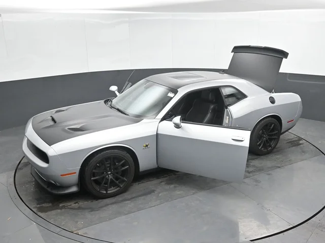 SEMINUEVOS DODGE Challenger a Estados en autogozo