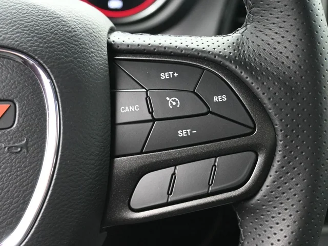 SEMINUEVOS DODGE Challenger a Estados en autogozo