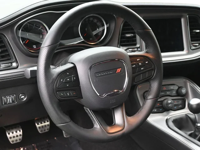 SEMINUEVOS DODGE Challenger a Estados en autogozo