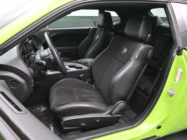 SEMINUEVOS DODGE Challenger a Estados en autogozo
