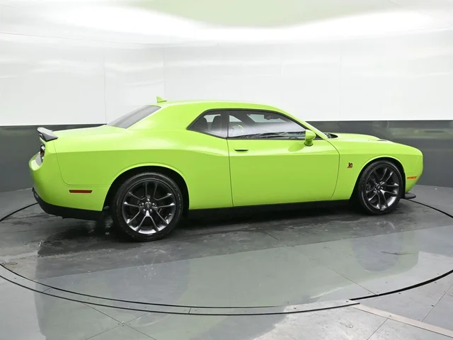 SEMINUEVOS DODGE Challenger a Estados en autogozo