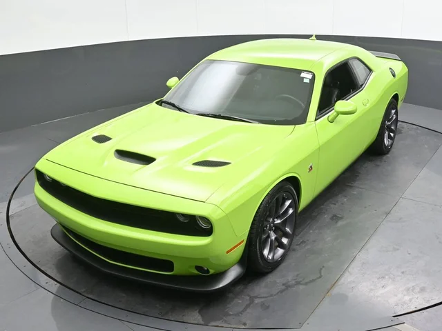 SEMINUEVOS DODGE Challenger a Estados en autogozo