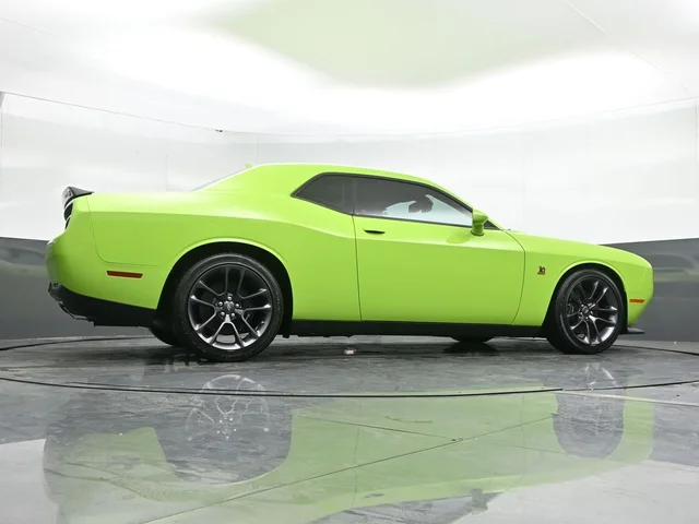 SEMINUEVOS DODGE Challenger a Estados en autogozo
