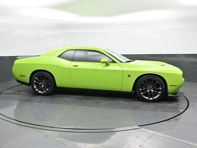 SEMINUEVOS DODGE Challenger a Estados en autogozo