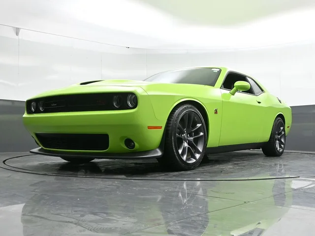 SEMINUEVOS DODGE Challenger a Estados en autogozo