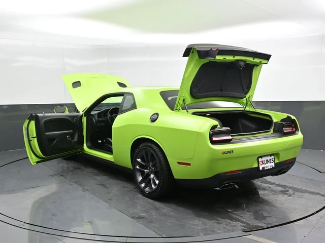 SEMINUEVOS DODGE Challenger a Estados en autogozo