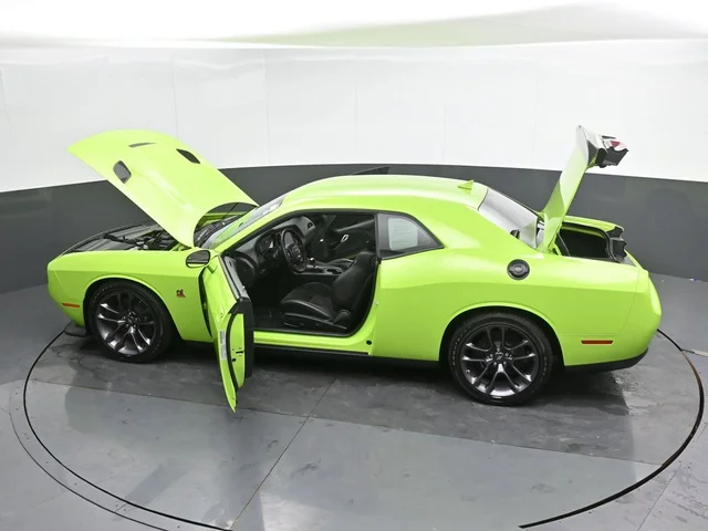 SEMINUEVOS DODGE Challenger a Estados en autogozo