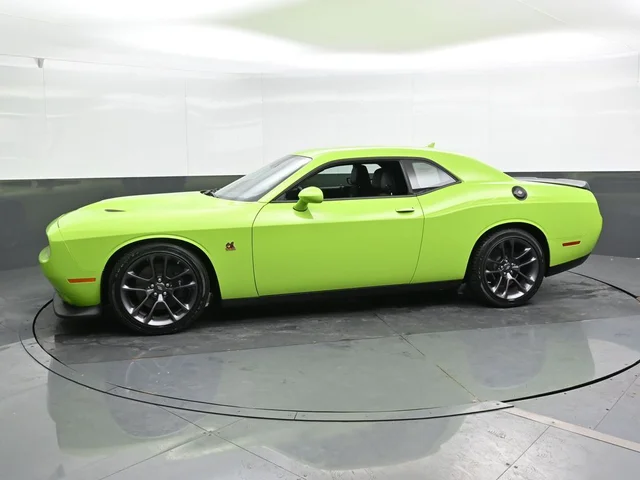 SEMINUEVOS DODGE Challenger a Estados en autogozo