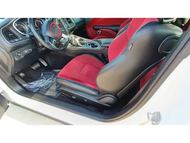 SEMINUEVOS DODGE Challenger a Estados en autogozo