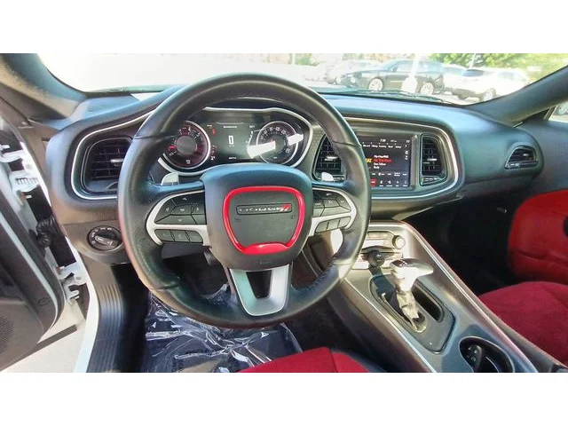 SEMINUEVOS DODGE Challenger a Estados en autogozo