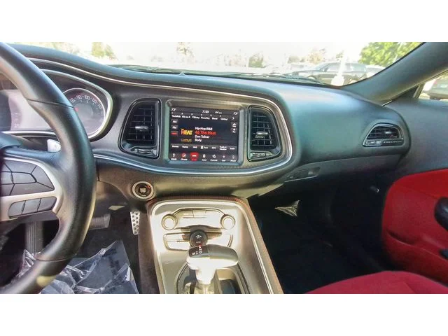 SEMINUEVOS DODGE Challenger a Estados en autogozo