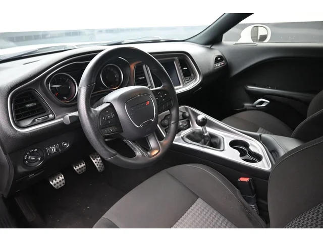 SEMINUEVOS DODGE Challenger a Estados en autogozo
